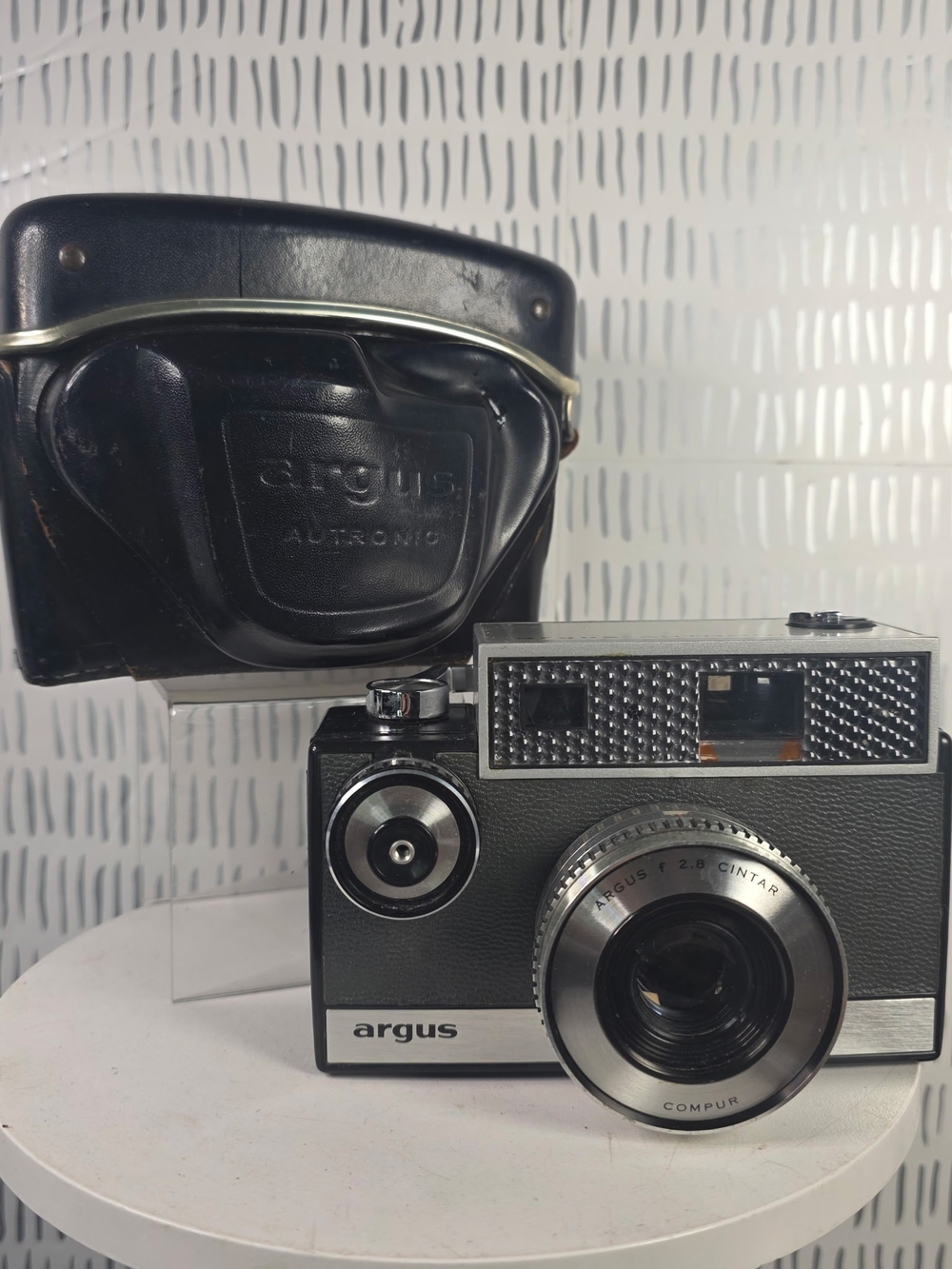 Argus Autronic 35mm Film Camera, f/3.5 Cintar Compur Lens, Original Leather Case
